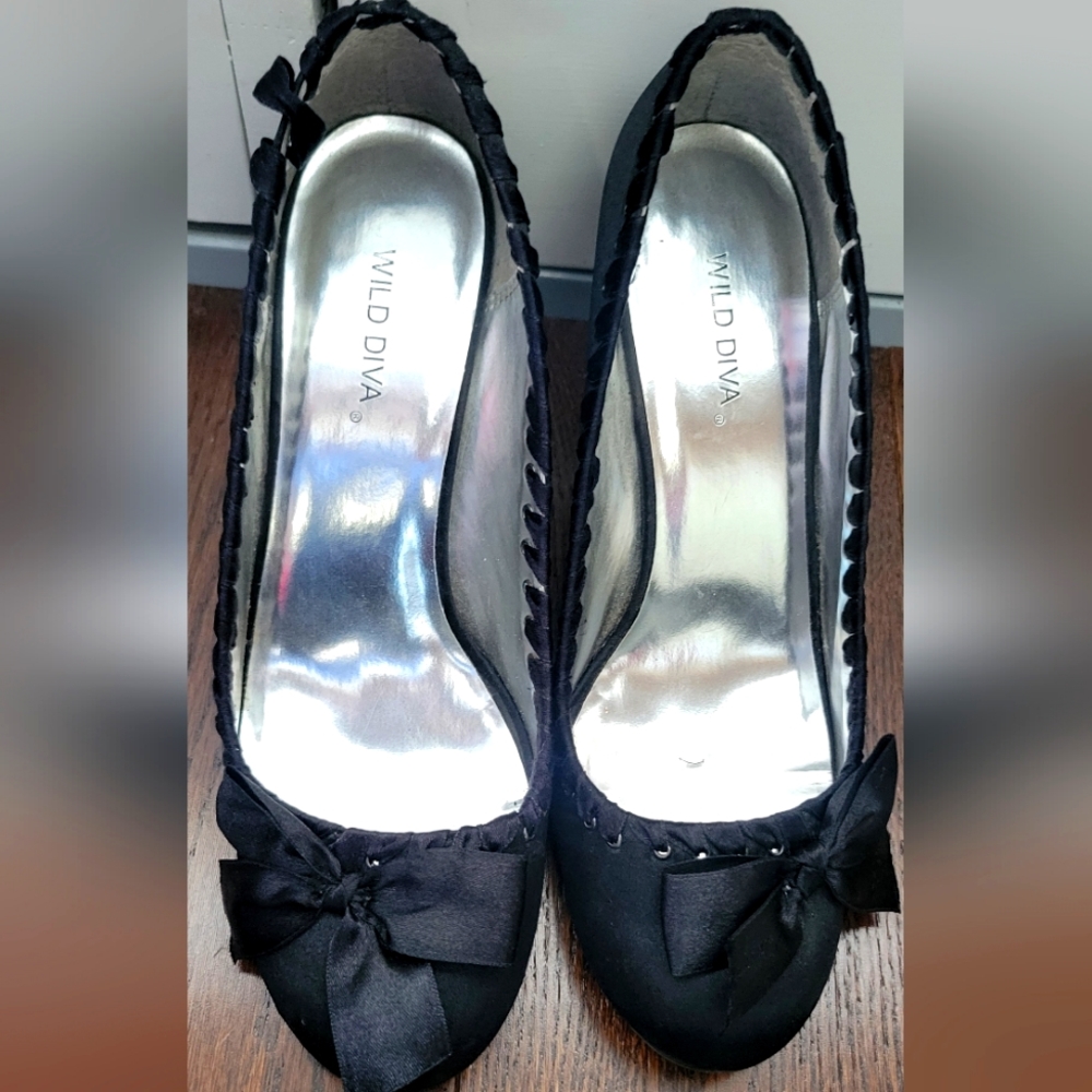 Black low heels
